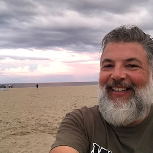 Meet your Posher, Steph - Picture 1 of 1